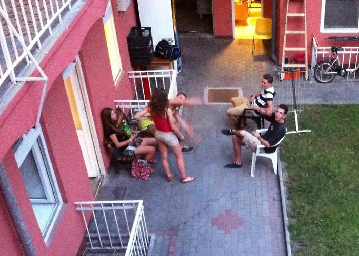 Vandrarhem Season